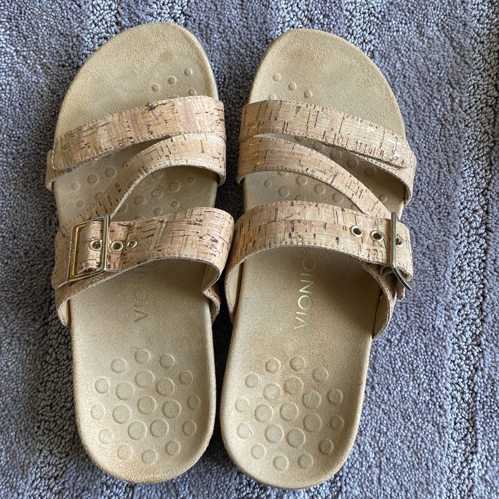 VIONIC Rio GOLD Snake Slide Sandal- Size 11W- Strappy Slip-on Adjustable